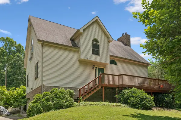 7368 Walker Rd, Fairview, TN 37062