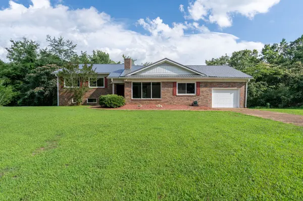 159 Mindy Dr, Waynesboro, TN 38485