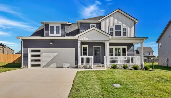 160 Leitrim Dr, Clarksville, TN 37042