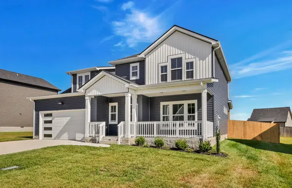 160 Leitrim Dr, Clarksville, TN 37042