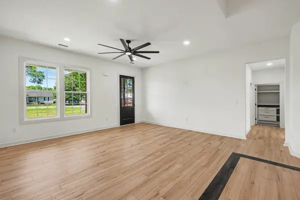 1798 Twin Caves Dr, Lewisburg, TN 37091