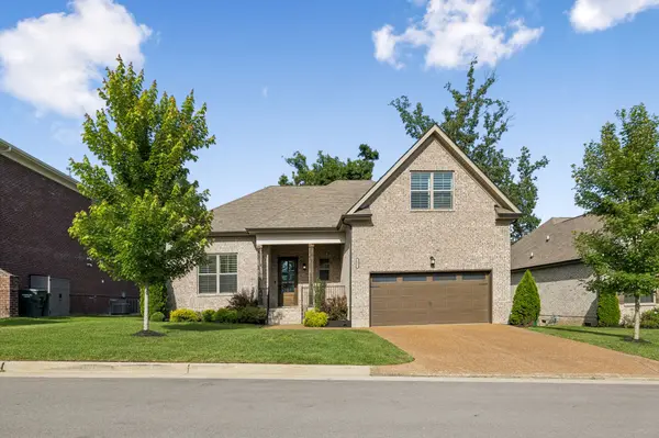 8021 Still Spring Ridge Dr,  Nashville,  TN 37221