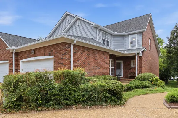 231 Green Harbor Rd #63, Old Hickory, TN 37138