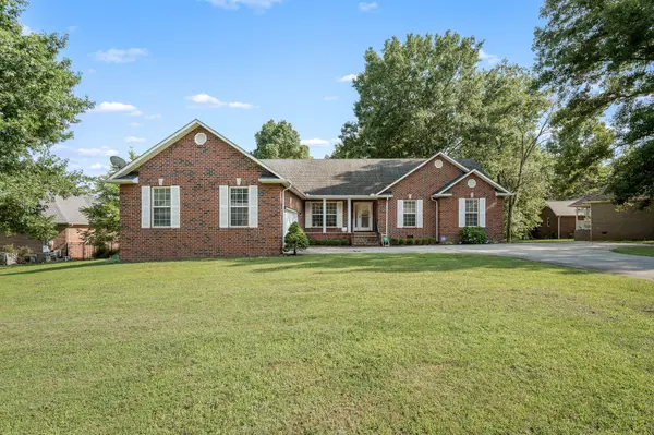113 Stonegate Circle, Shelbyville, TN 37160