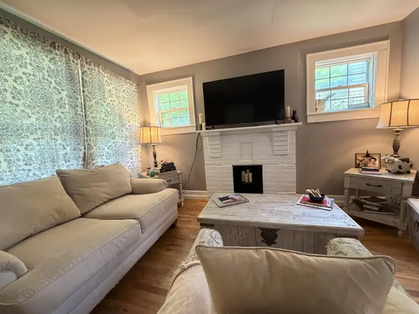 16 Woodvale Avenue, Chattanooga, TN 37411