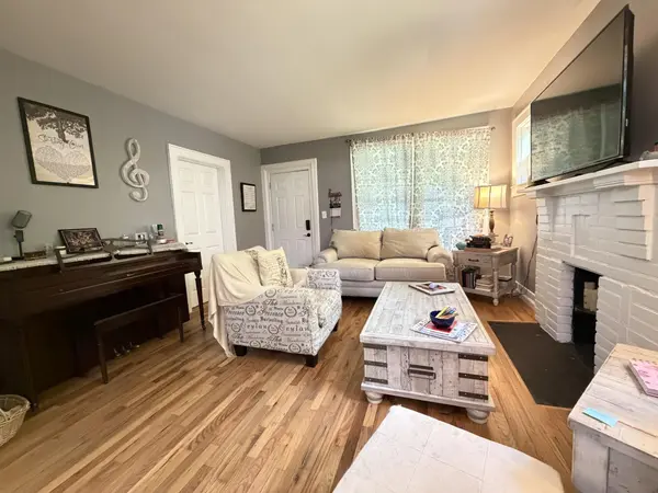 16 Woodvale Avenue, Chattanooga, TN 37411