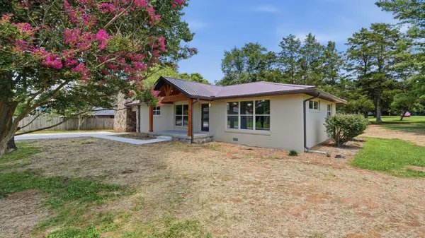 109 Oak Park, Winchester, TN 37398