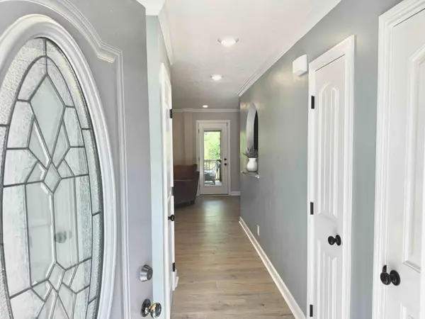 1057 Brightwood Ct, Clarksville, TN 37043