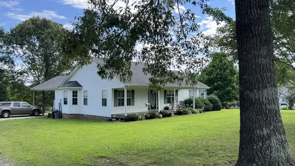 153 Commodore Cir, Summertown, TN 38483