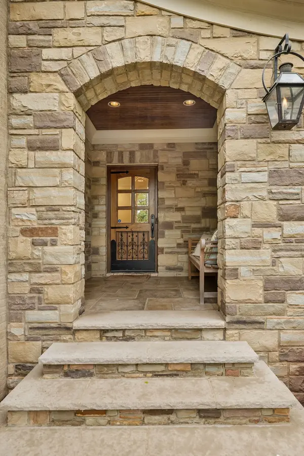 2127 Chickering, Nashville, TN 37215