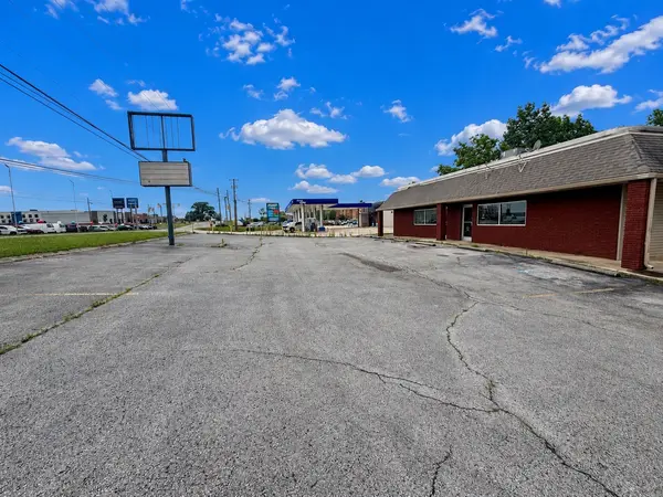 2491 Sparta St, Mcminnville, TN 37110