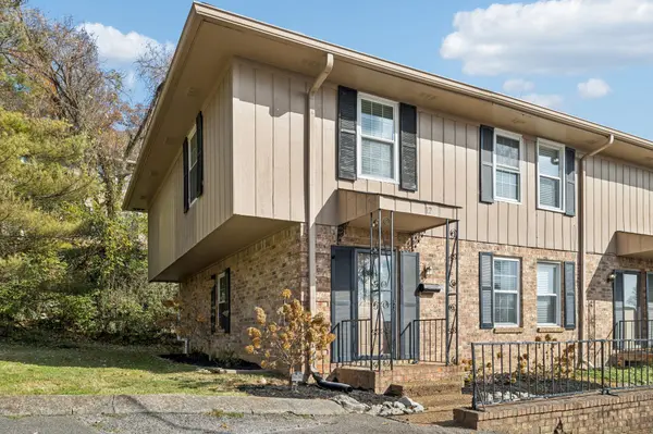 110 Bellevue Rd #12, Nashville, TN 37221