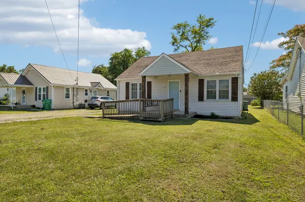 612 Fairview Ave, Lebanon, TN 37087
