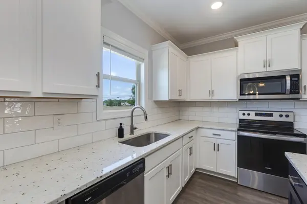 606 Bella Ct, Lebanon, TN 37087