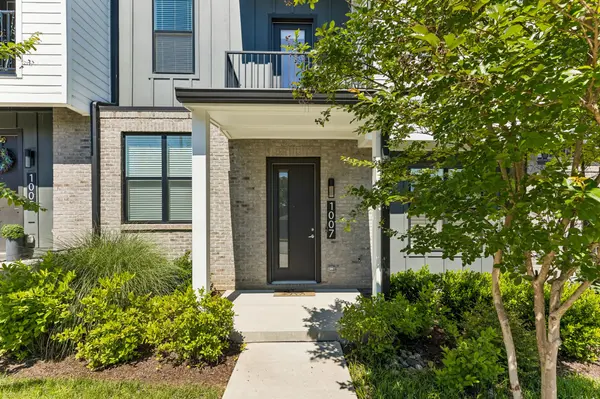 1007 44th Ave #N, Nashville, TN 37209