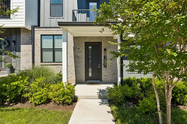 1007 44th Ave #N, Nashville, TN 37209