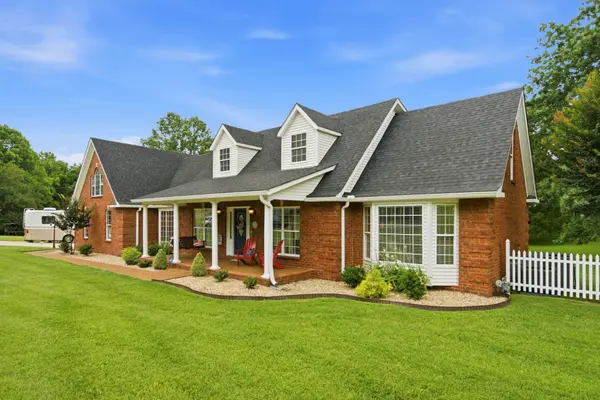 318 Walnut Ct, White House, TN 37188