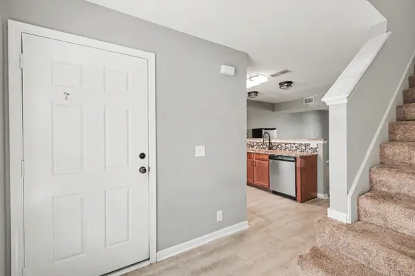 4003 Cody Dr, La Vergne, TN 37086