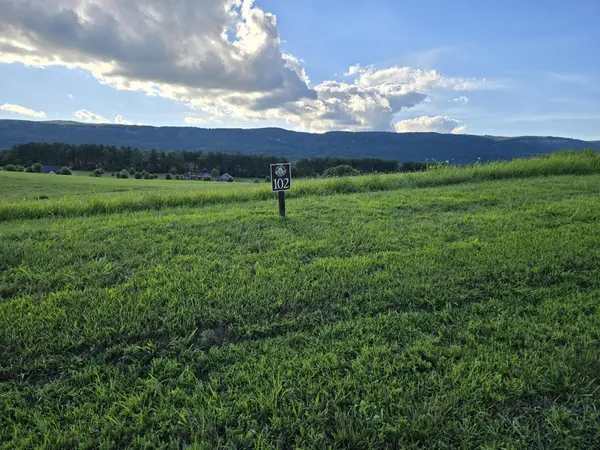 102 Pinnacle Point Drive, Dunlap, TN 37327