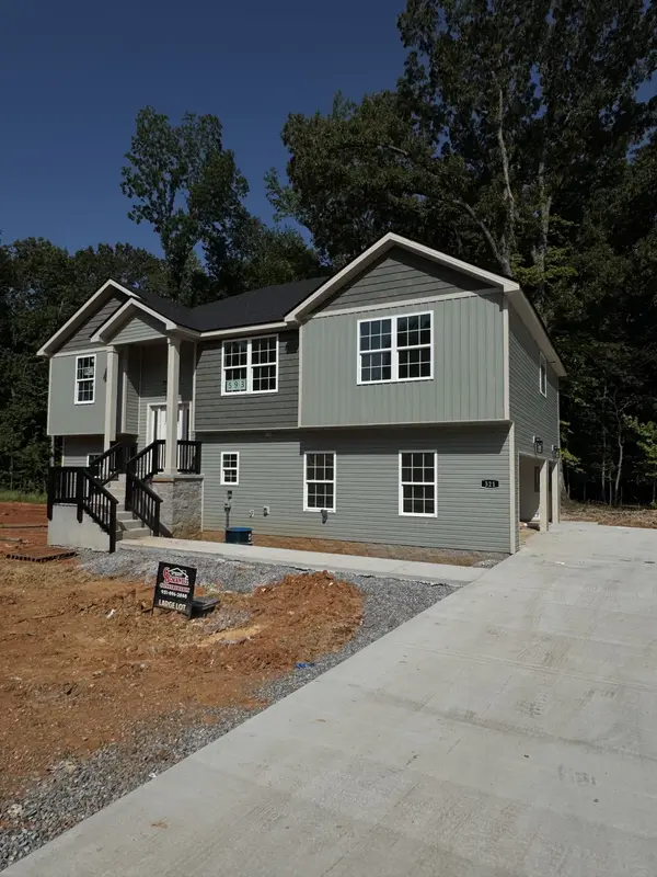 321 Tisha Ct, Clarksville, TN 37042