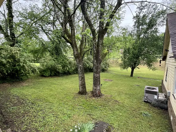 554 Old Hickory Blvd, Nashville, TN 37209