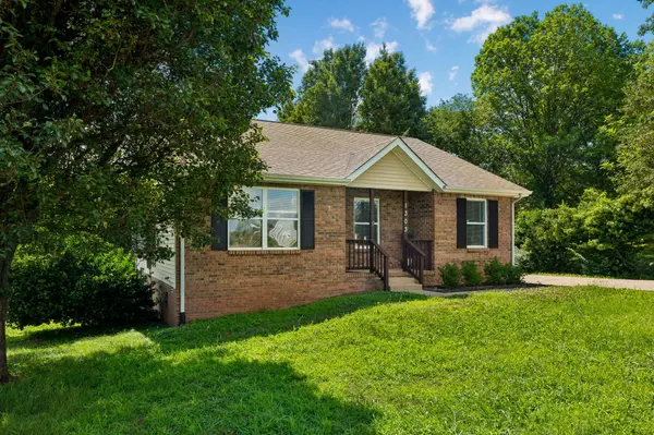 1303 Chucker Dr, Clarksville, TN 37042
