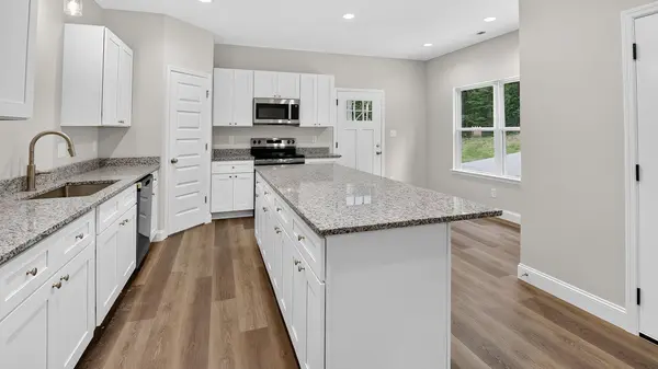 1407 Mountain View Road, Benton, TN 37307