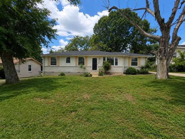 4852 Everest Dr, Old Hickory, TN 37138