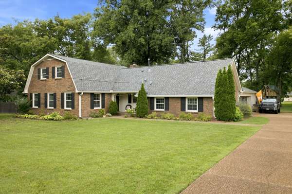 1307 Haber Dr, Brentwood, TN 37027