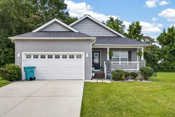3 Patrick Dr,  Crossville,  TN 38555