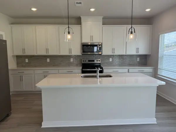 1921 Mahala Dr, Hermitage, TN 37076