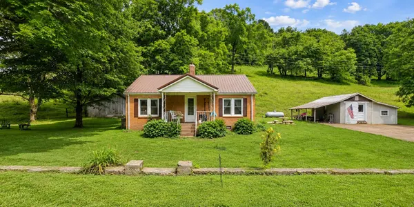2039 Blackburn Hollow Rd, Cornersville, TN 37047