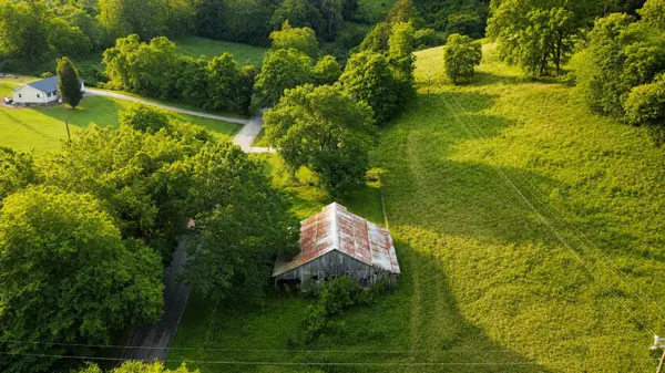 2039 Blackburn Hollow Rd, Cornersville, TN 37047