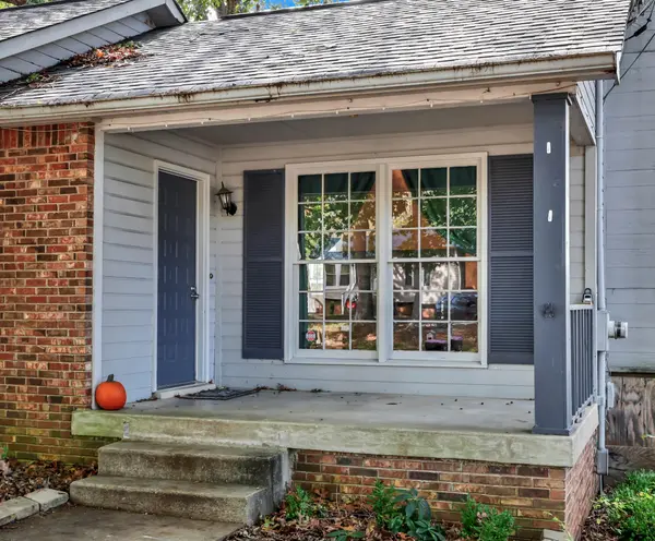 810 R S Bradley Blvd, Clarksville, TN 37042
