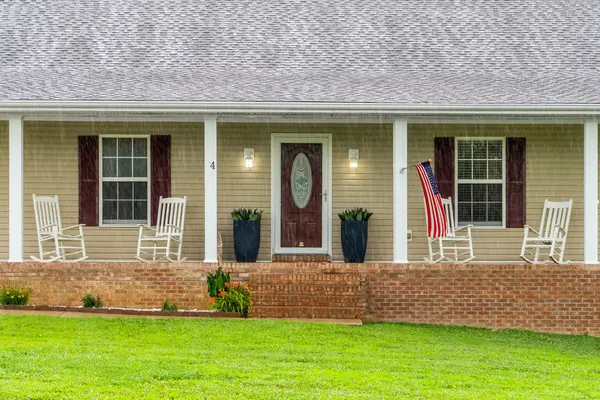 54 Victoria Dr, Cadiz, KY 42211