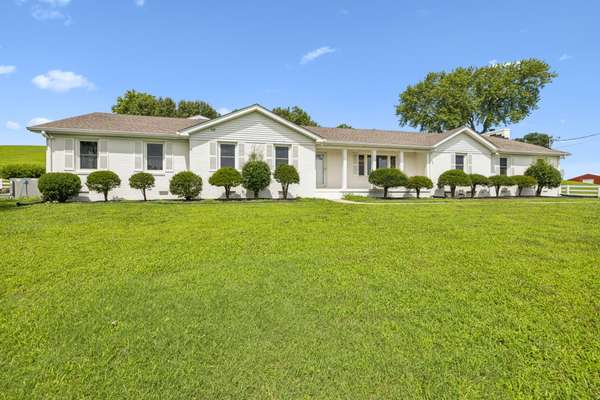 1731 Nashville Hwy, Columbia, TN 38401