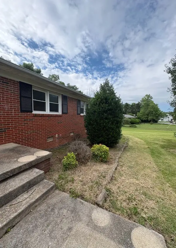 400 Neely Ave, Shelbyville, TN 37160