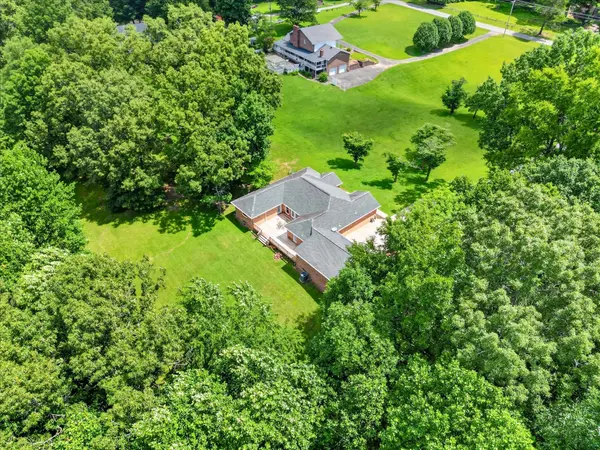 3549 Thomasville Rd, Chapmansboro, TN 37035