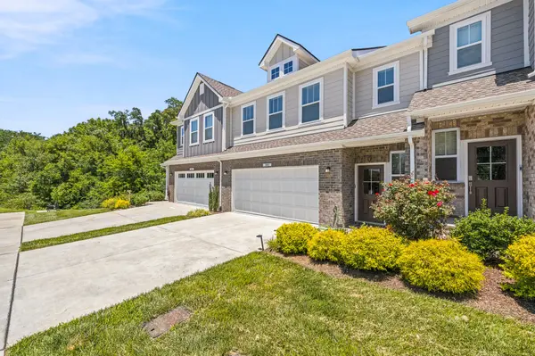 2062 Township Dr, Franklin, TN 37064