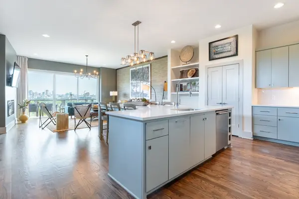 24 Fern Ave, Nashville, TN 37207