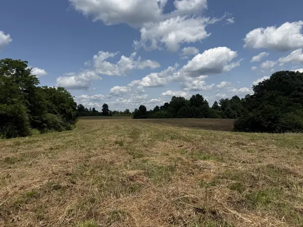 3225 S Grundy Quarles Hwy, Gainesboro, TN 38562