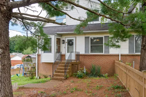 3230 Priest Woods Dr, Nashville, TN 37214