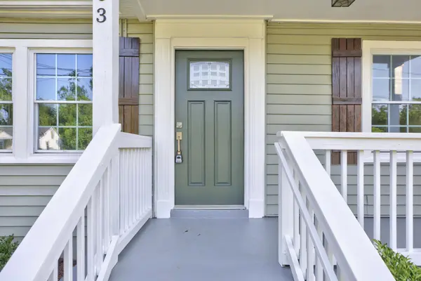 1063 Horseshoe Drive, Nashville, TN 37216