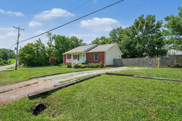 187 S Palmers Chapel Rd, White House, TN 37188