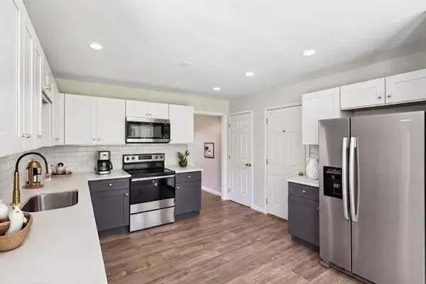 109 Knoll Ln, Hendersonville, TN 37075