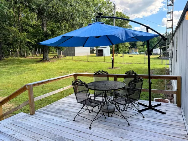 90 Coxburg Road North, Holladay, TN 38341