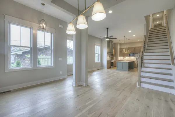 821B Acklen Ave, Nashville, TN 37203
