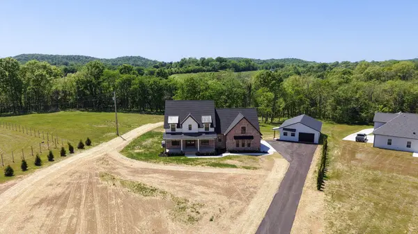 55 Crenshaw Rd, Hartsville, TN 37074