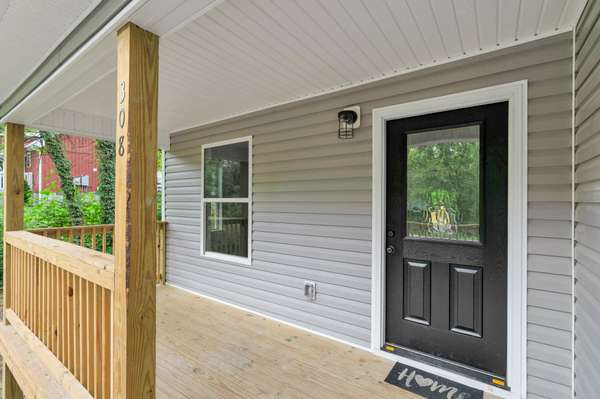308 Hannah St, Bell Buckle, TN 37020
