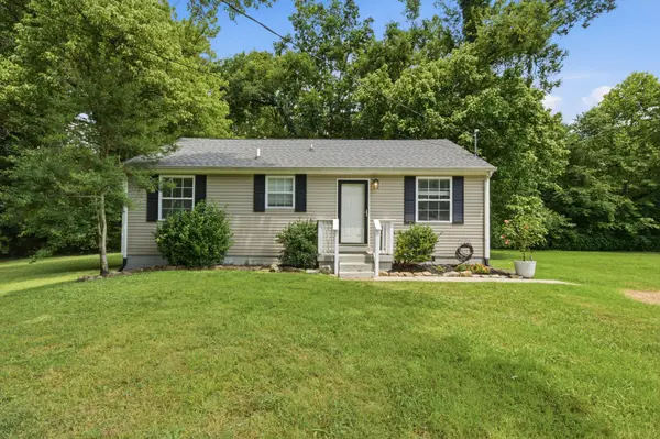 5636 Meadowcrest Ln, Nashville, TN 37209